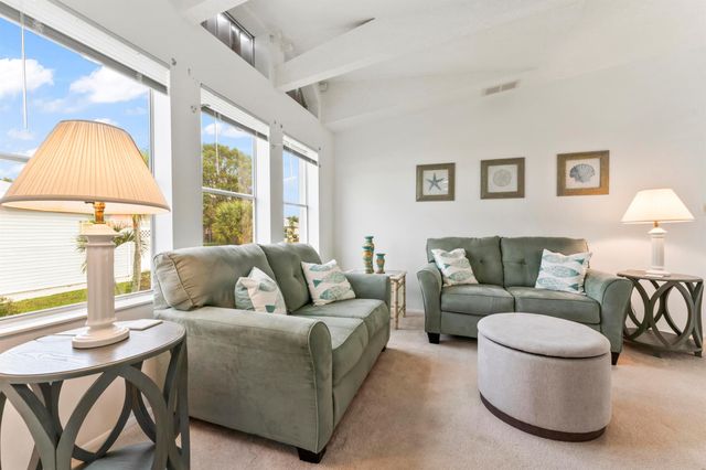 8913 SW Chevy Circle, Stuart, FL 34997