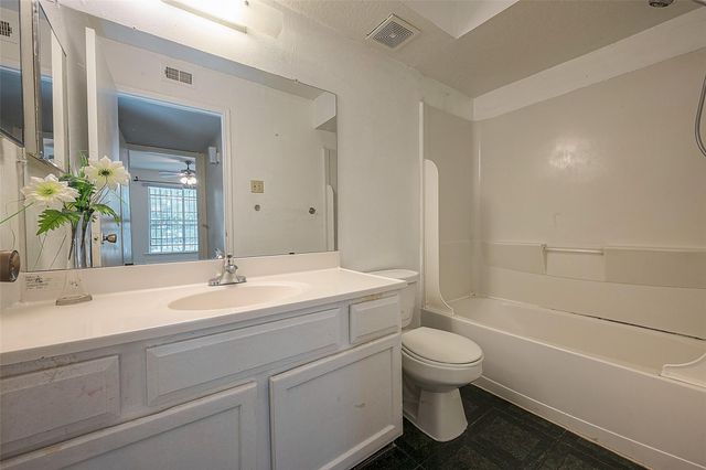 6606 De Moss Drive 1212, Houston, TX 77074