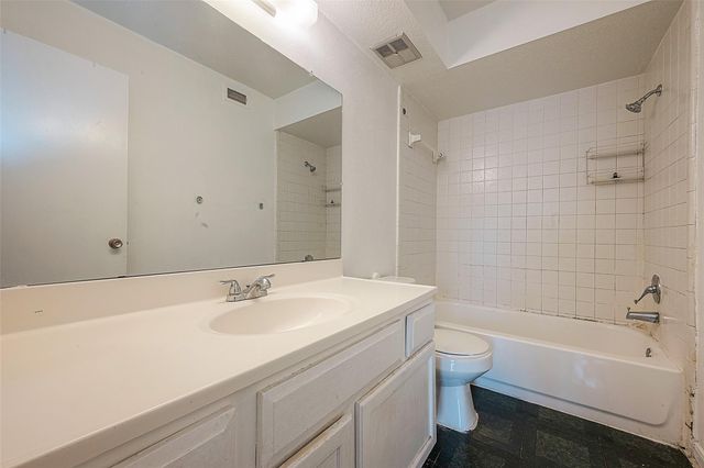 6606 De Moss Drive 1212, Houston, TX 77074