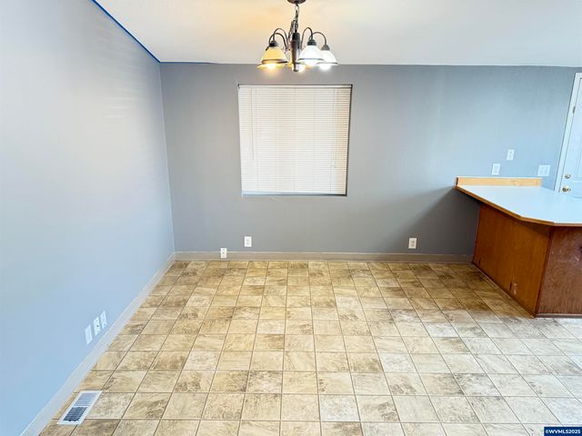 1949 SE Palmquist Rd 51, Gresham, OR 97080