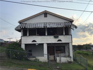 4428 Pennsylvania Avenue, South Charleston, WV 25309