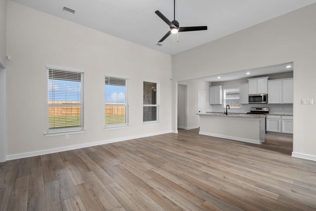 2909 Fair Wind Lane, Texas City, TX 77510