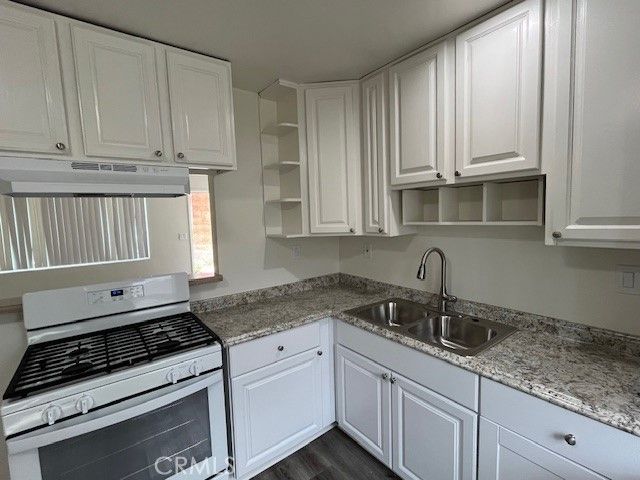 45521 Sunset Lane 6, Palm Desert, CA 92260