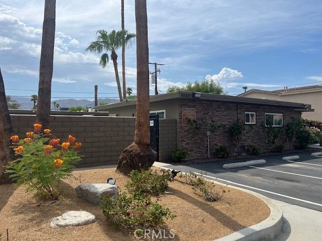 45521 Sunset Lane 6, Palm Desert, CA 92260