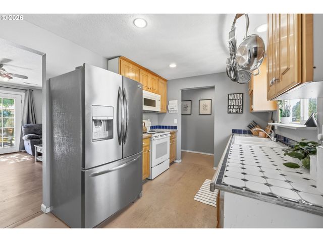 621 Nw 82ND St, Vancouver, WA 98665