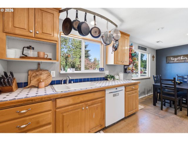 621 Nw 82ND St, Vancouver, WA 98665