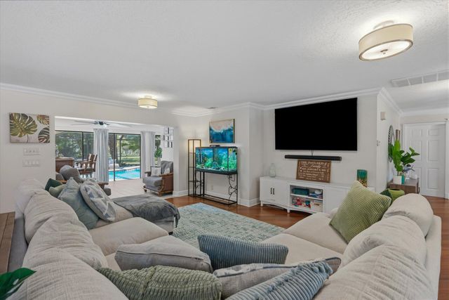 15652 79th Terrace N, Palm Beach Gardens, FL 33418