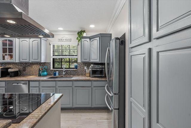 15652 79th Terrace N, Palm Beach Gardens, FL 33418