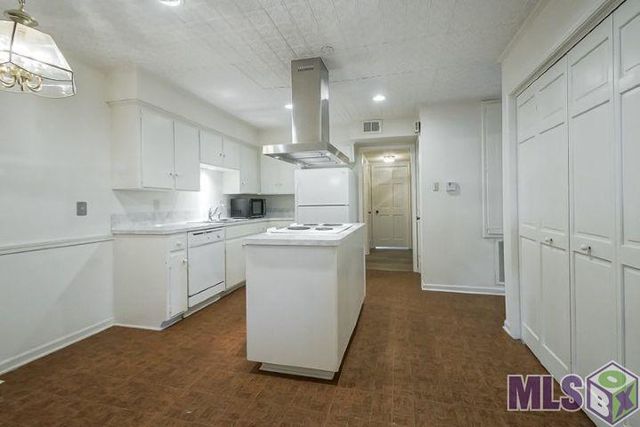 7131 Winthrop Ave, Baton Rouge, LA 70806