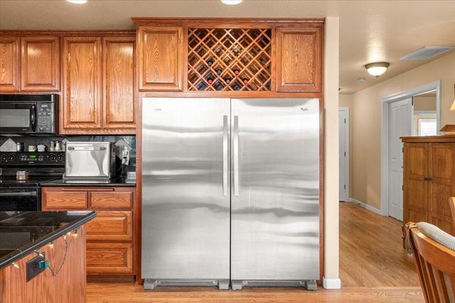 404 Silver Creek Drive, Central Point, OR 97502