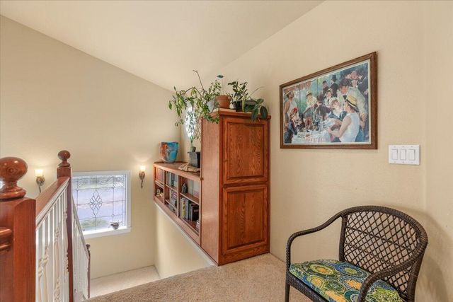 404 Silver Creek Drive, Central Point, OR 97502