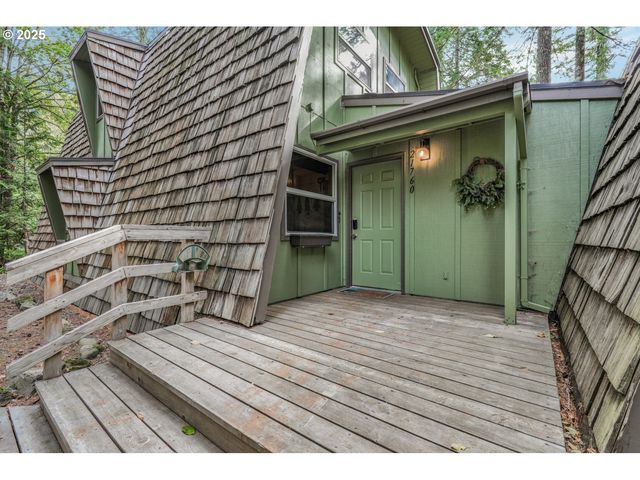 21760 E TREE SWALLOW Ln, Rhododendron, OR 97049