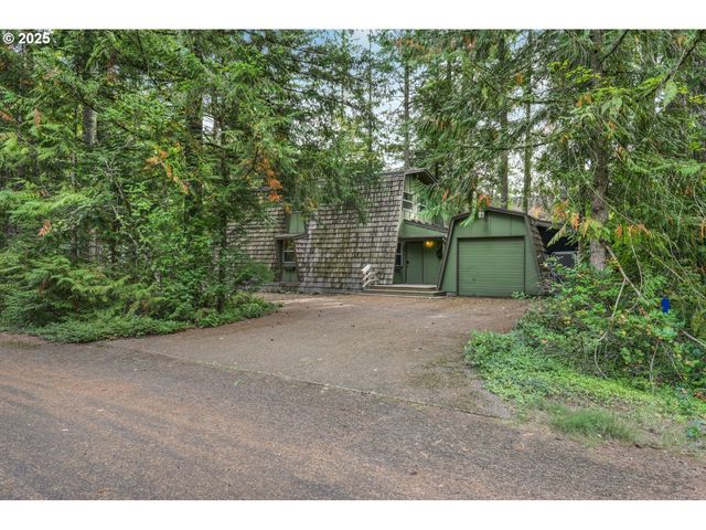 21760 E TREE SWALLOW Ln, Rhododendron, OR 97049