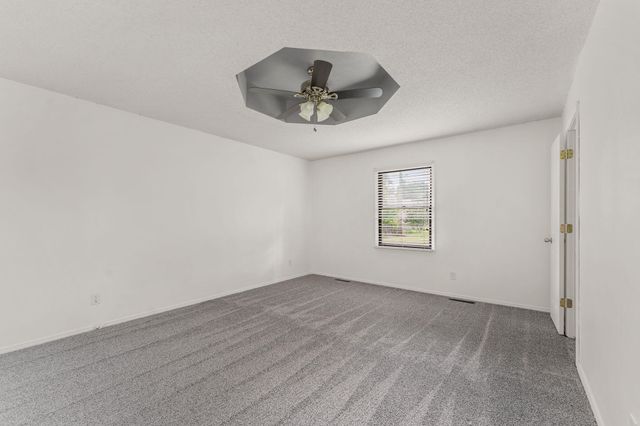 4057 South Western Avenue, Springfield, MO 65807