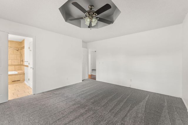 4057 South Western Avenue, Springfield, MO 65807