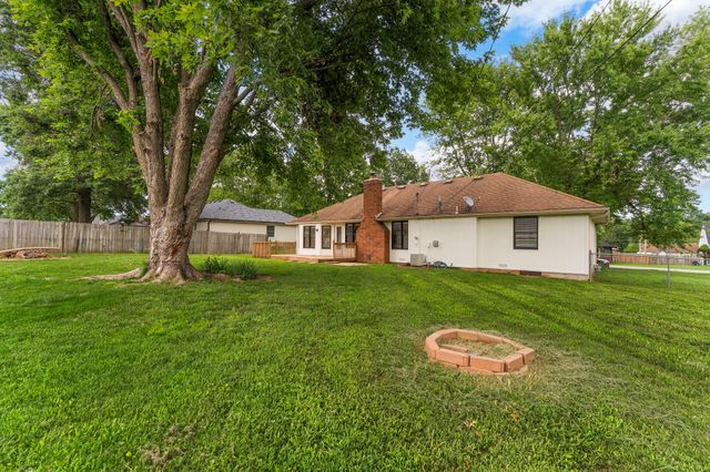 4057 South Western Avenue, Springfield, MO 65807