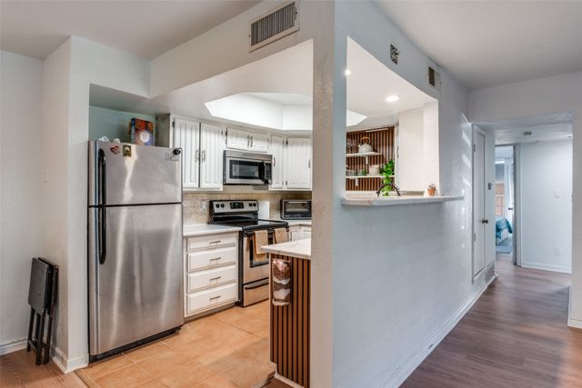 3314 Douglas Avenue 104, Dallas, TX 75219