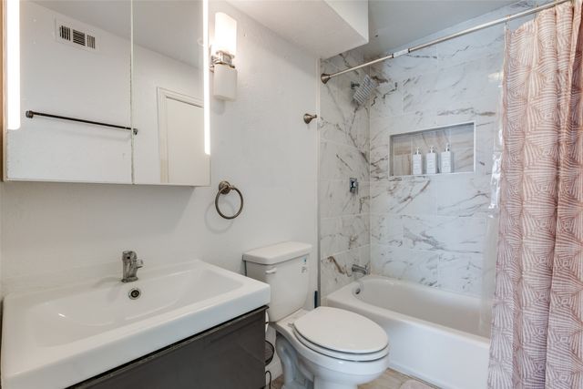 3314 Douglas Avenue 104, Dallas, TX 75219