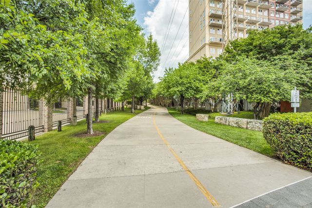 3314 Douglas Avenue 104, Dallas, TX 75219