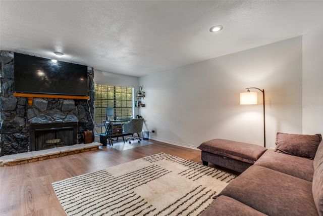 3314 Douglas Avenue 104, Dallas, TX 75219