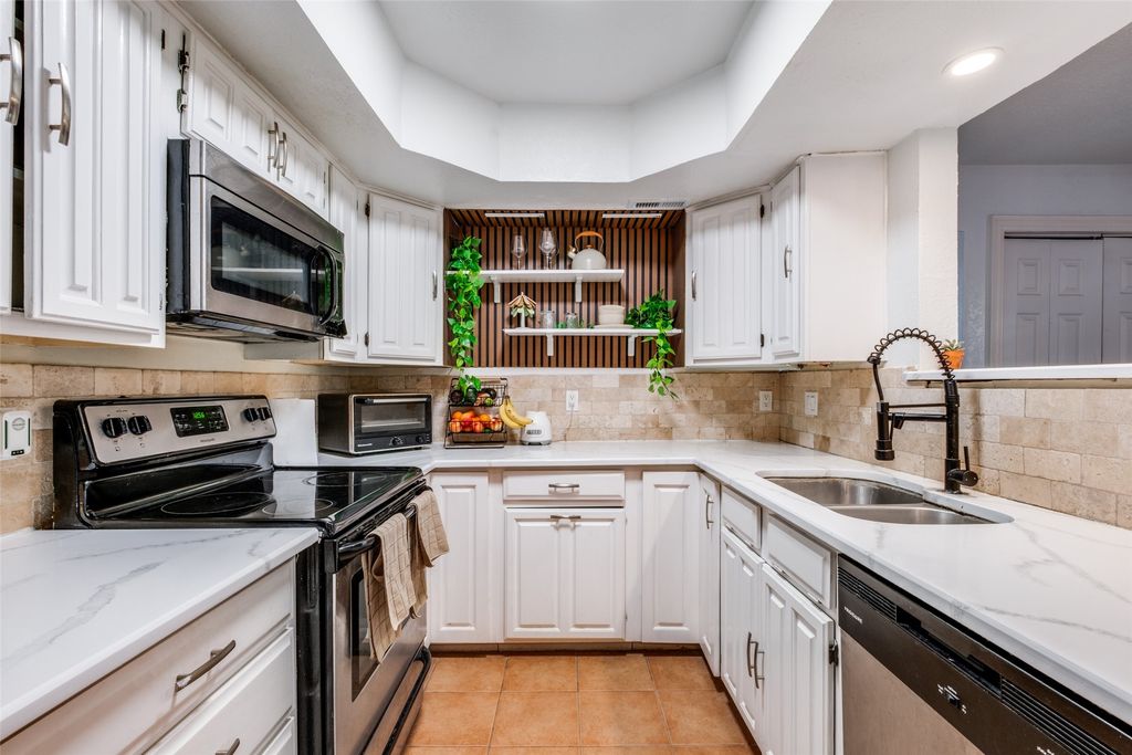 3314 Douglas Avenue 104, Dallas, TX 75219