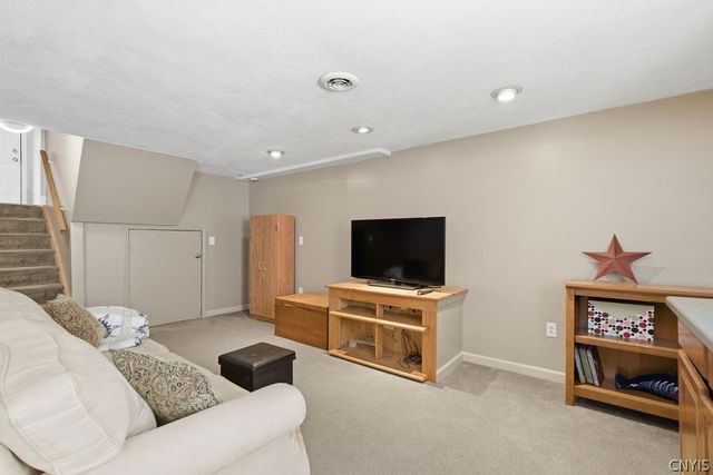 8781 River Watch, Lysander, NY 13027