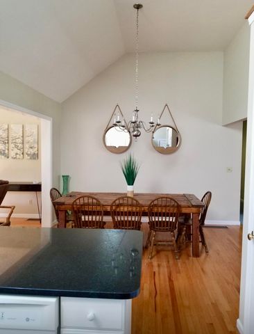 82 Daybreak Lane, Hyannis, MA 02601