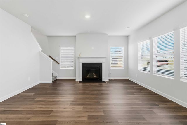 601 Hollybank Street, Fountain Inn, SC 29644