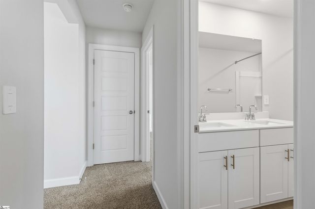 601 Hollybank Street, Fountain Inn, SC 29644