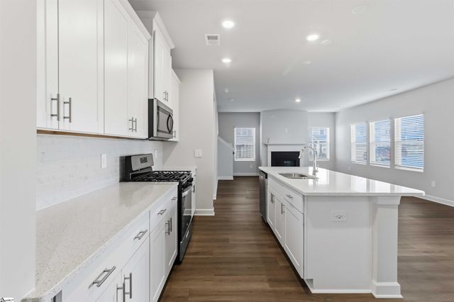 601 Hollybank Street, Fountain Inn, SC 29644