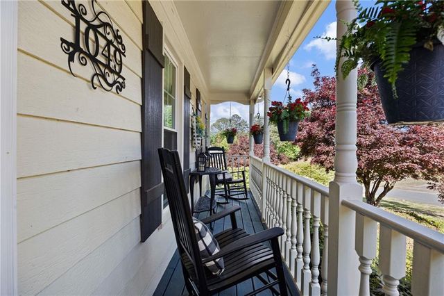 1049 Fairwood Run NW, Acworth, GA 30101