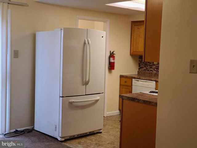 60 VILLANOVA CT, Sicklerville, NJ 08081