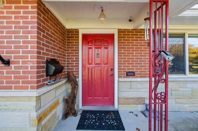 7775 Hartfield Place, Montgomery, OH 45242