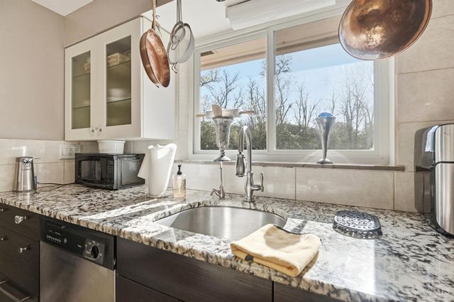 7775 Hartfield Place, Montgomery, OH 45242