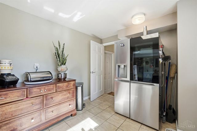 7775 Hartfield Place, Montgomery, OH 45242