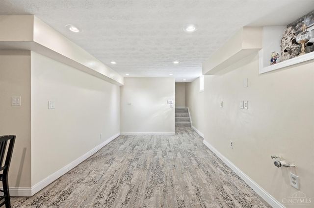 7775 Hartfield Place, Montgomery, OH 45242