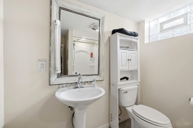 7775 Hartfield Place, Montgomery, OH 45242