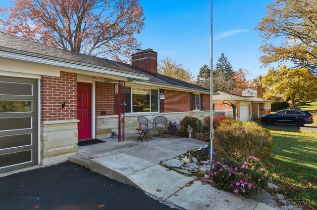 7775 Hartfield Place, Montgomery, OH 45242