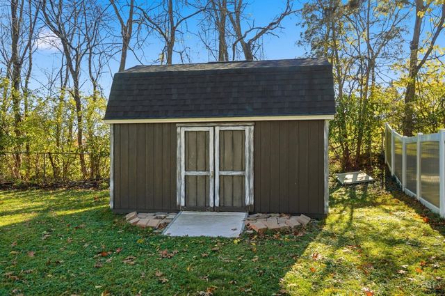 7775 Hartfield Place, Montgomery, OH 45242