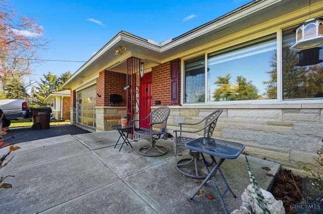 7775 Hartfield Place, Montgomery, OH 45242