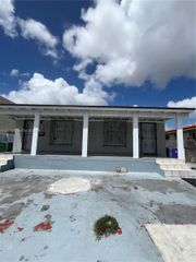 1999 NW 2nd St 1, Miami, FL 33125