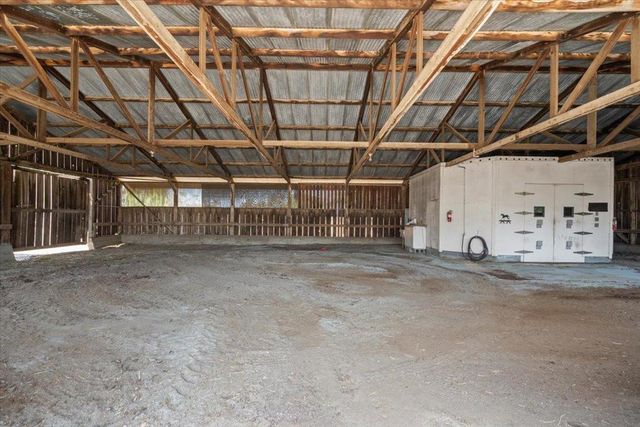 2675 Pacheco Pass Highway, Gilroy, CA 95020