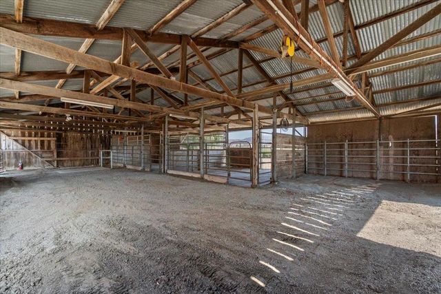 2675 Pacheco Pass Highway, Gilroy, CA 95020