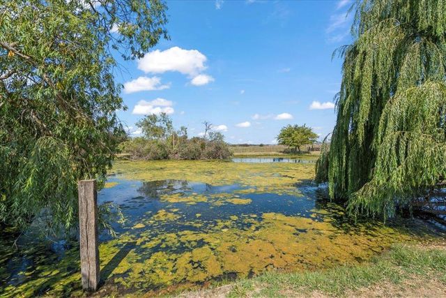 2675 Pacheco Pass Highway, Gilroy, CA 95020