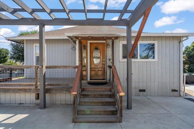 2675 Pacheco Pass Highway, Gilroy, CA 95020