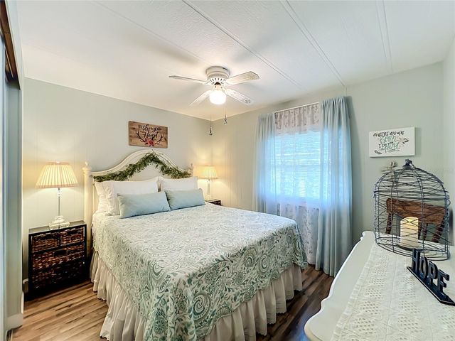 1108 NASSAU CIRCLE, Tavares, FL 32778