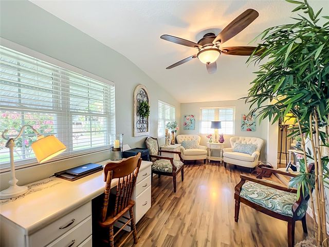1108 NASSAU CIRCLE, Tavares, FL 32778