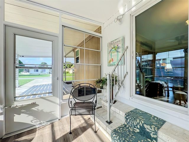 1108 NASSAU CIRCLE, Tavares, FL 32778