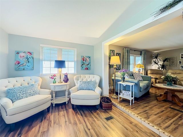 1108 NASSAU CIRCLE, Tavares, FL 32778