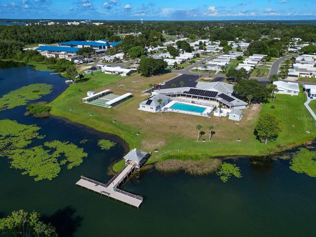 1108 NASSAU CIRCLE, Tavares, FL 32778